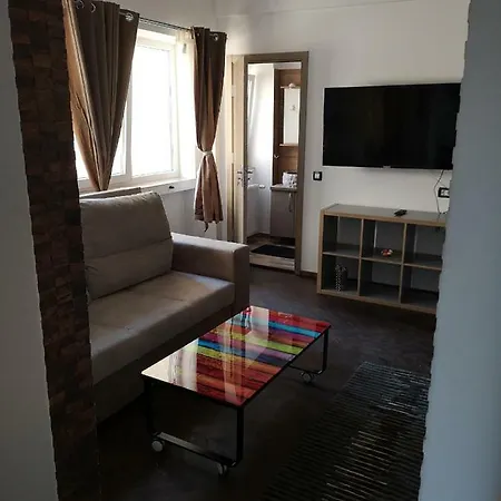 M&m Apartament *