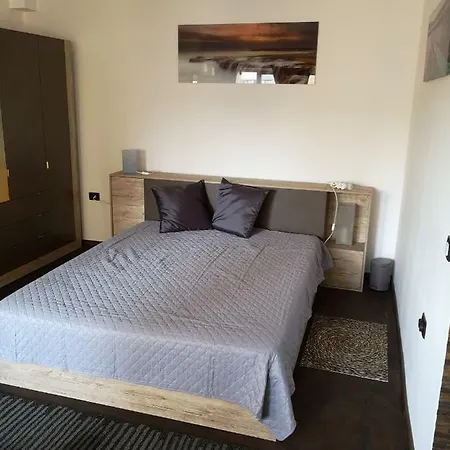 Apartment M&m